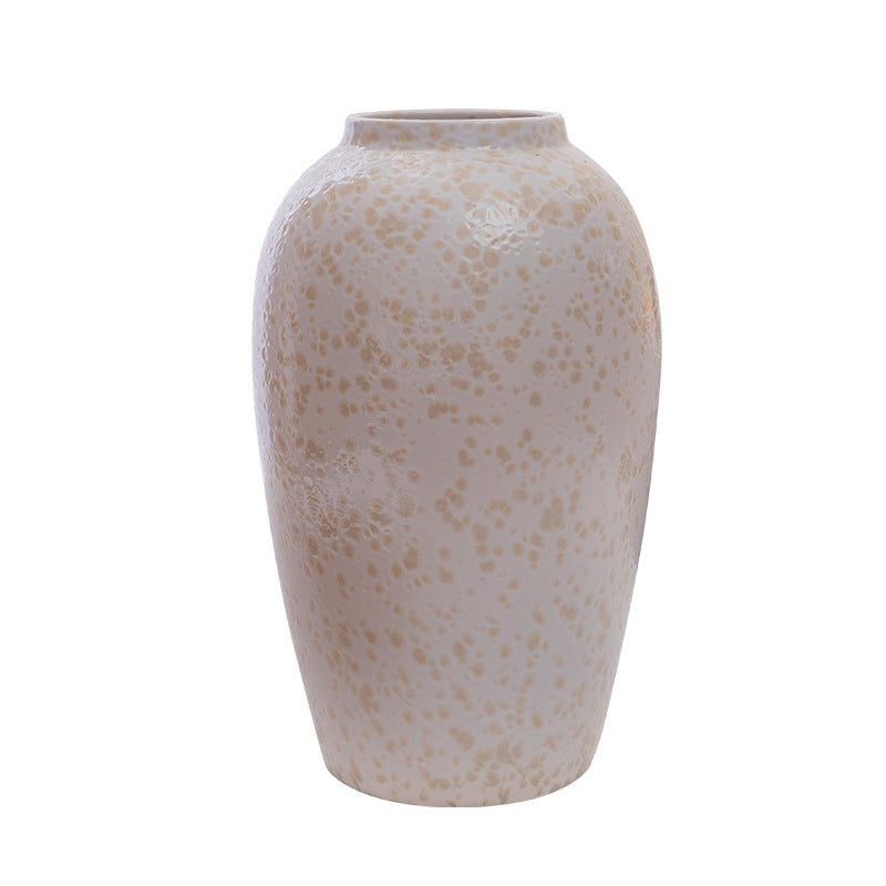White Ceramic Vase For Simple Flower Display